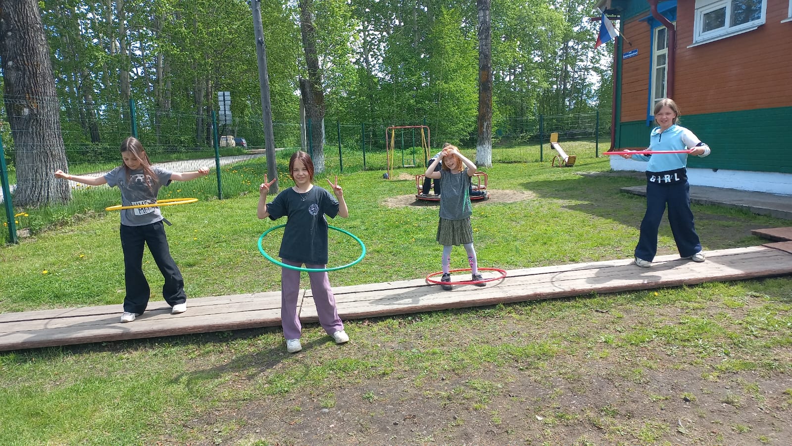 Спортивные игры на свежем воздухе..